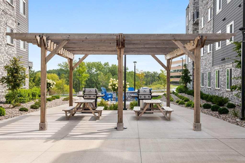 Waterwalk Extended Stay By Wyndham Minneapolis - Plymouth Exterior photo